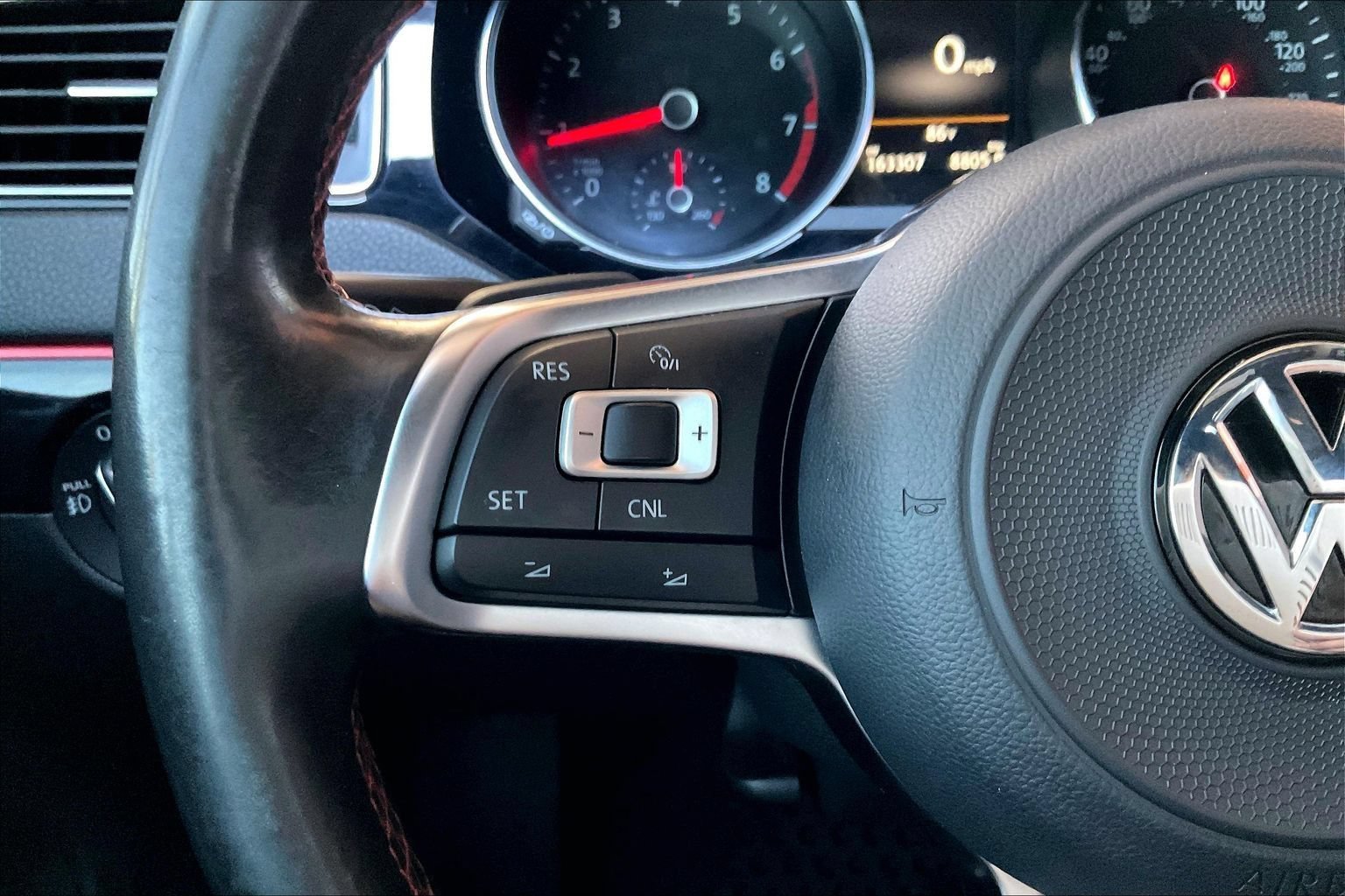 Used 2017 Volkswagen Jetta GLI FWD image 10