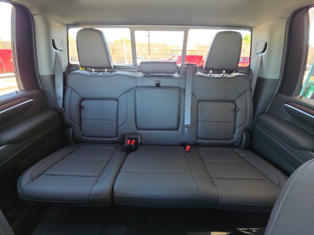 New 2026 GMC Sierra 3500 Denali w/ Denali Reserve Package AWD/4WD image 28