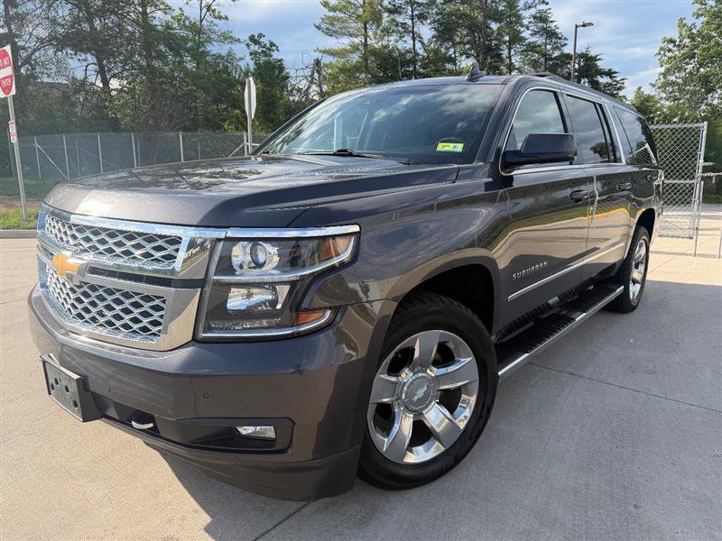 Used 2017 Chevrolet Suburban LT w/ LT Signature Package AWD/4WD image 1