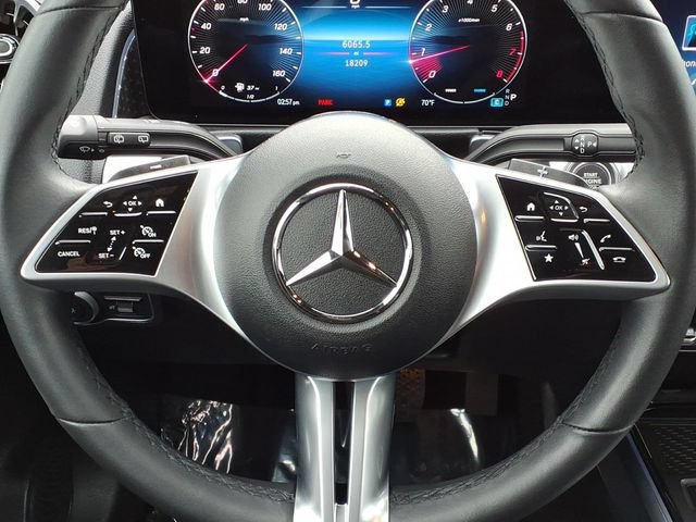 Certified 2025 Mercedes-Benz GLB 250 image 8