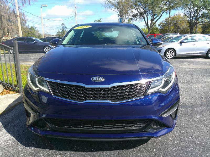 Used 2019 Kia Optima LX image 3