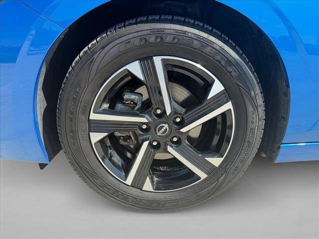 Used 2025 Nissan Sentra SV FWD image 25