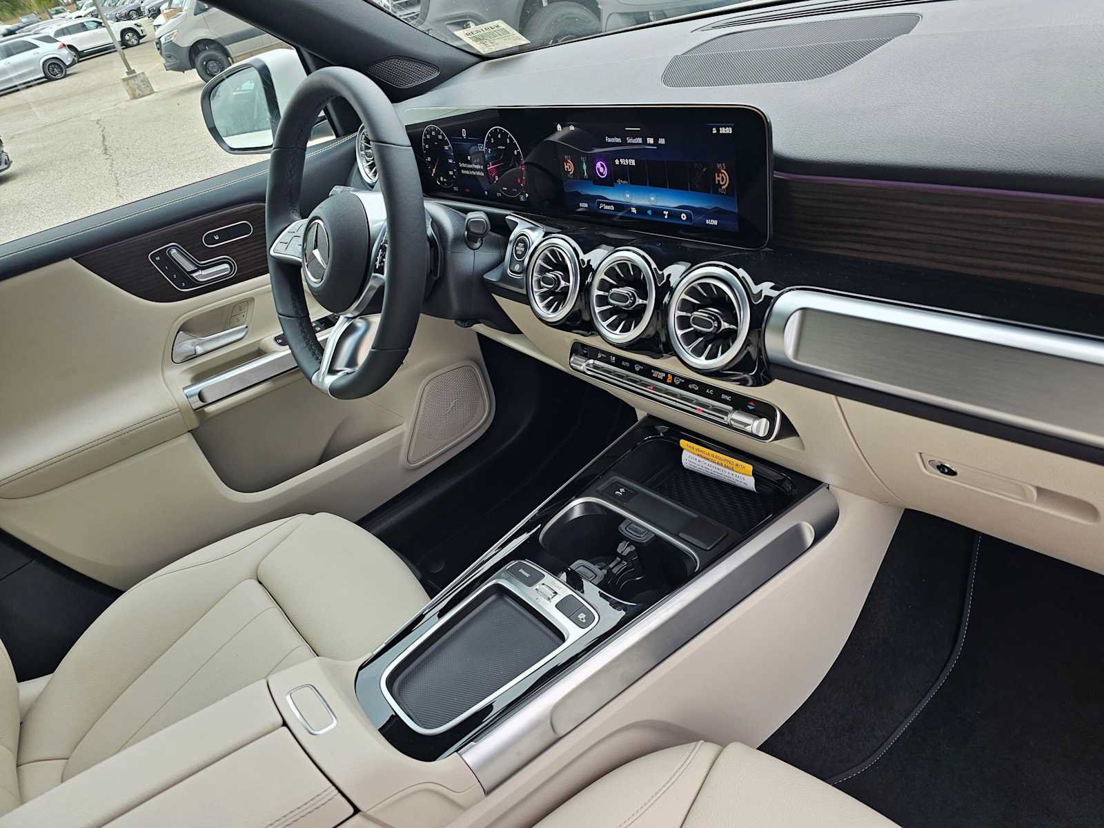 New 2026 Mercedes-Benz GLB 250 image 11