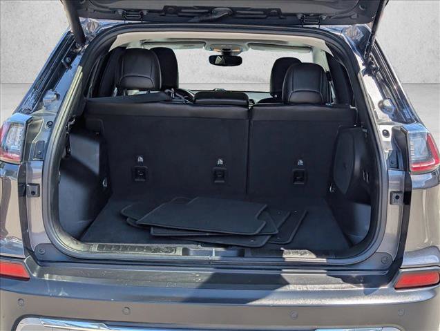 Used 2021 Jeep Cherokee Limited AWD/4WD image 6