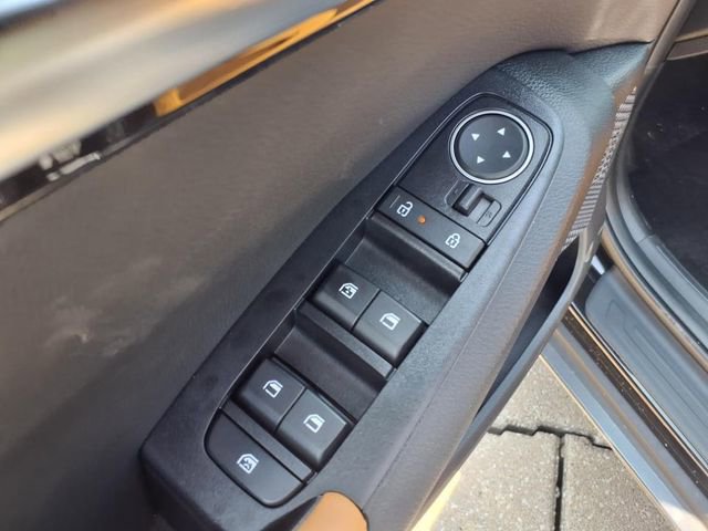 New 2026 Kia Seltos EX w/ EX Sunroof Package AWD/4WD image 12