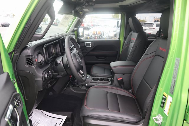 New 2025 Jeep Wrangler Unlimited Rubicon image 5