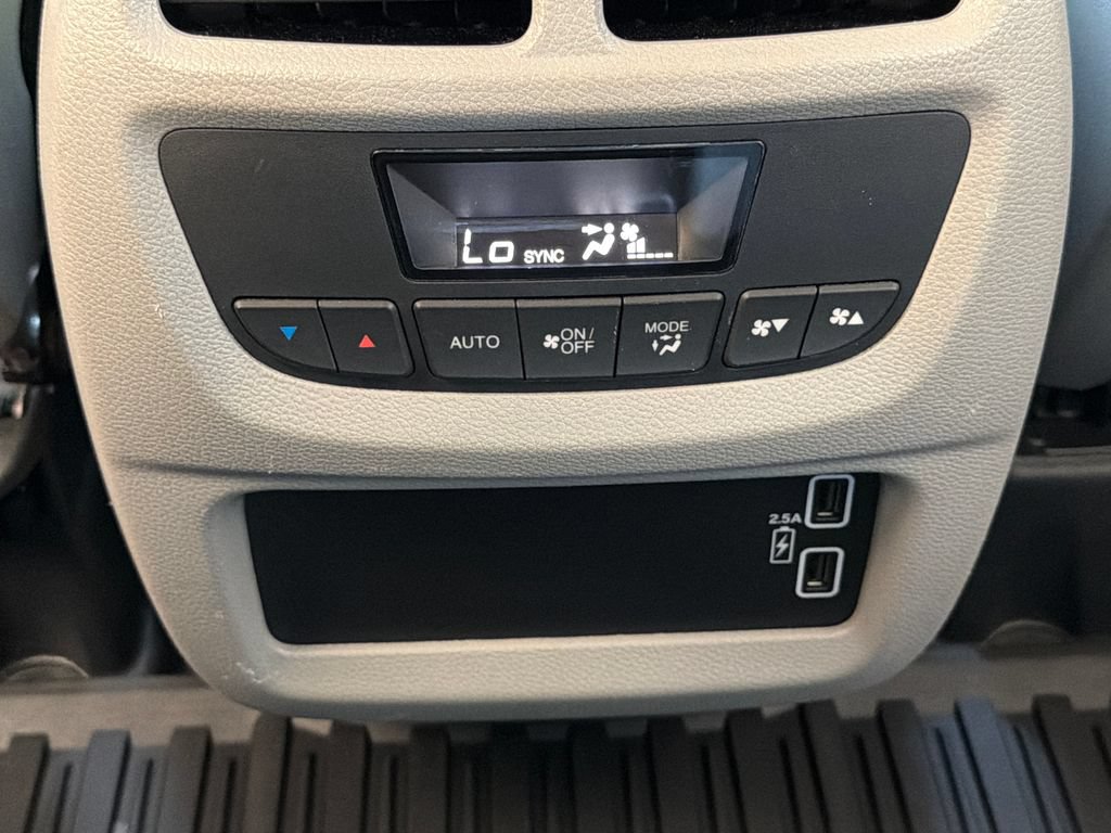 Used 2022 Honda Pilot Special Edition image 9