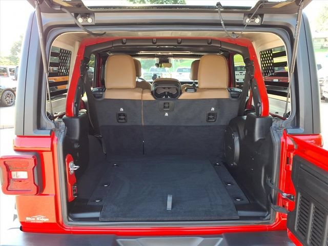 Used 2020 Jeep Wrangler Unlimited Sahara AWD/4WD image 6