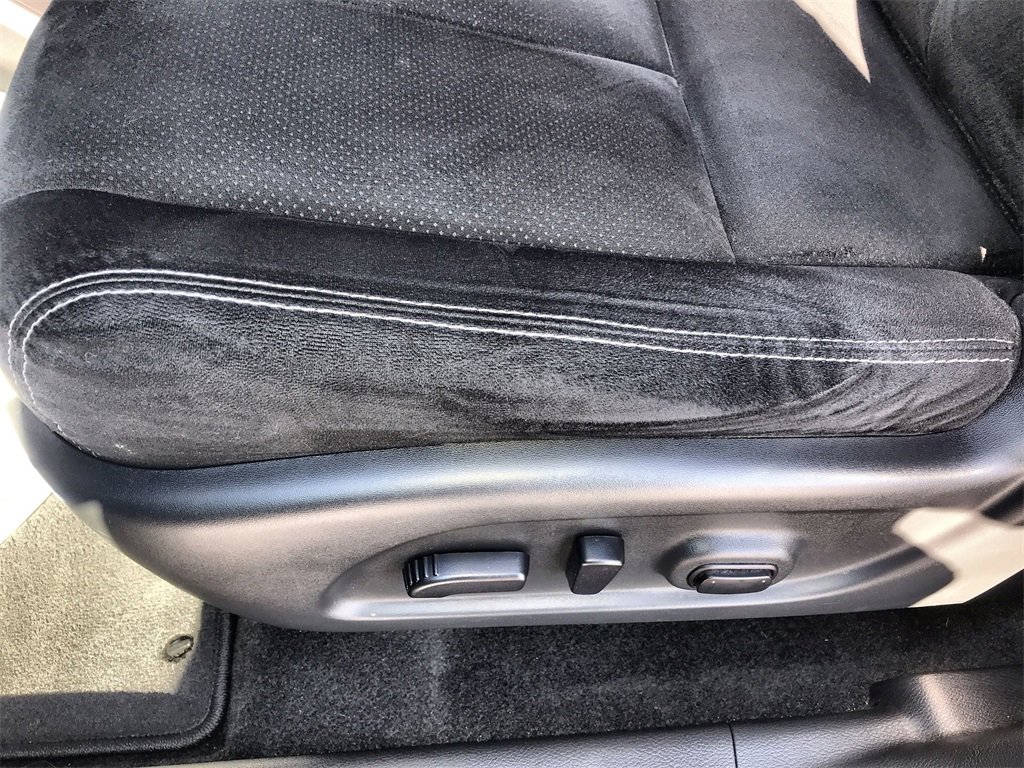 Used 2020 Nissan Murano SV image 12