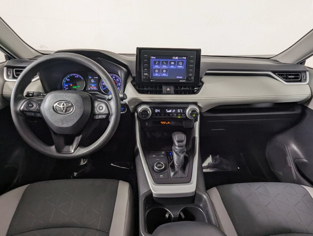 Used 2020 Toyota RAV4 XLE AWD/4WD image 14