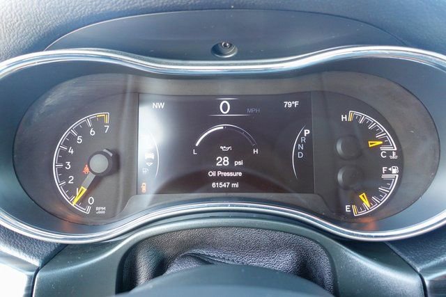 Used 2022 Jeep Grand Cherokee Laredo X image 15