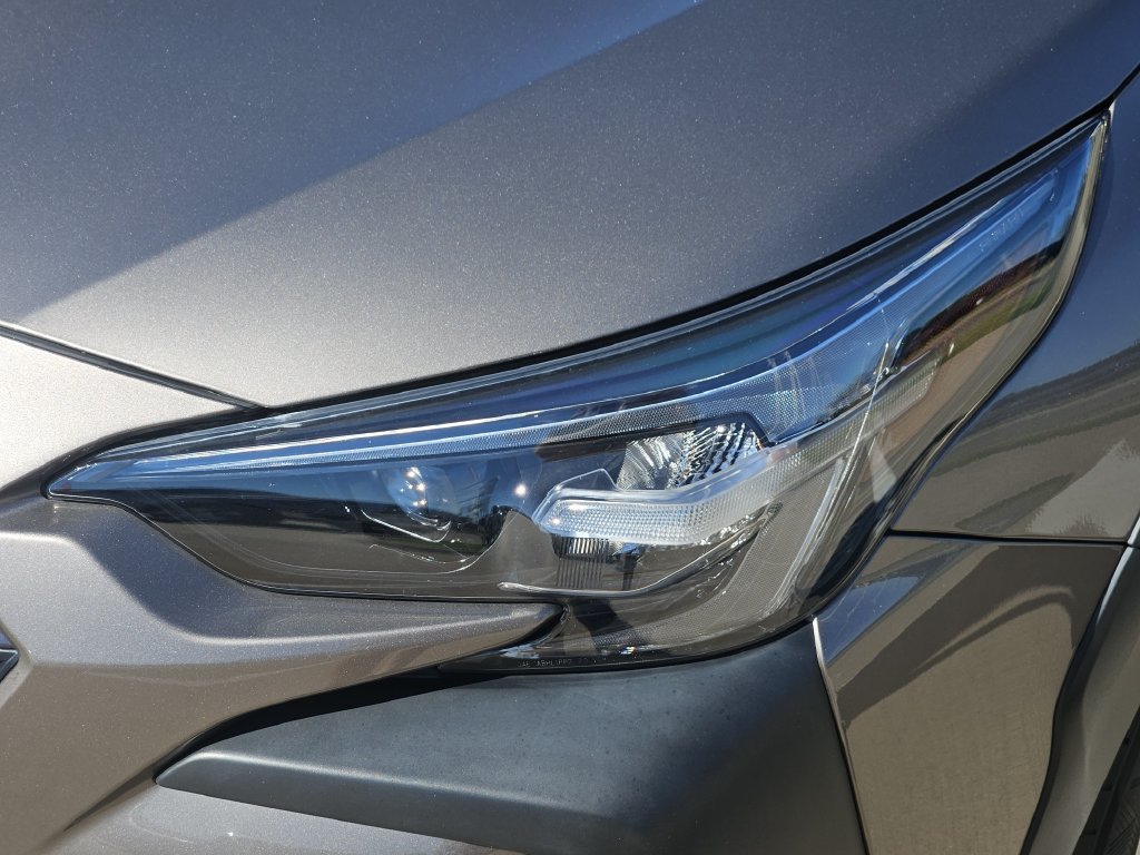 Used 2024 Subaru Outback Premium AWD/4WD image 10