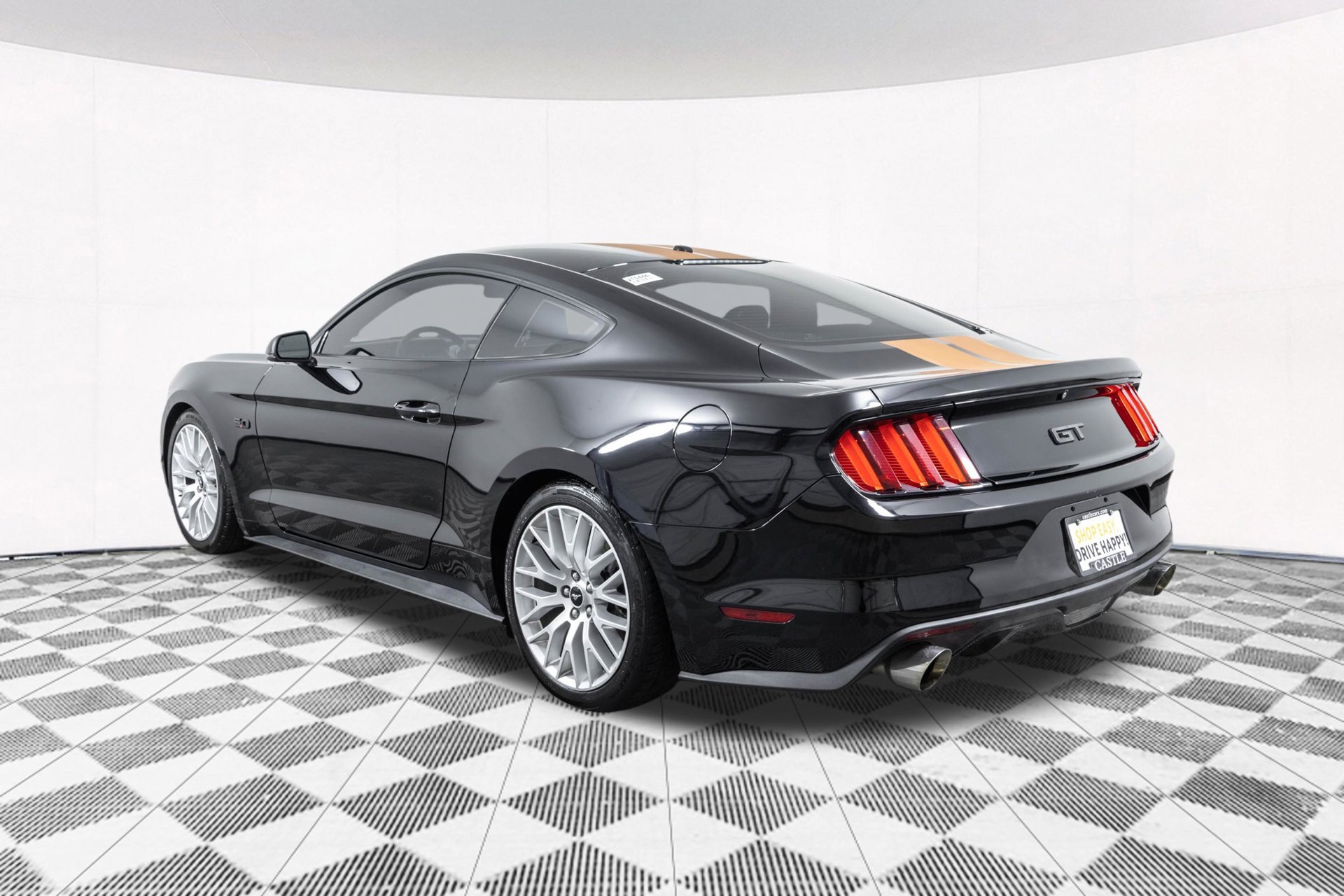Used 2016 Ford Mustang GT Premium w/ Equipment Group 401A RWD image 16