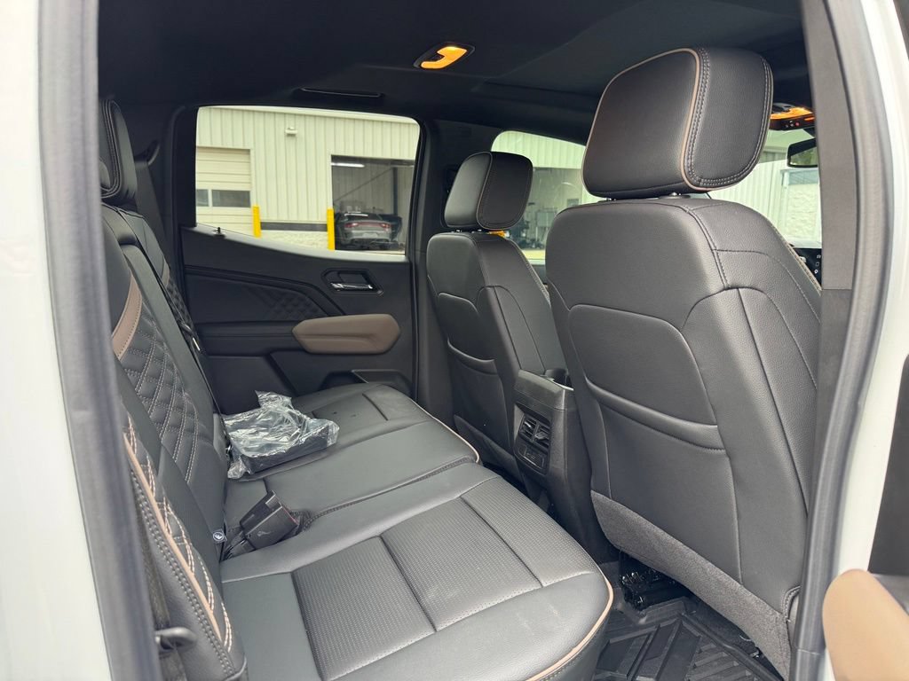 Certified 2026 GMC Canyon Denali AWD/4WD image 13