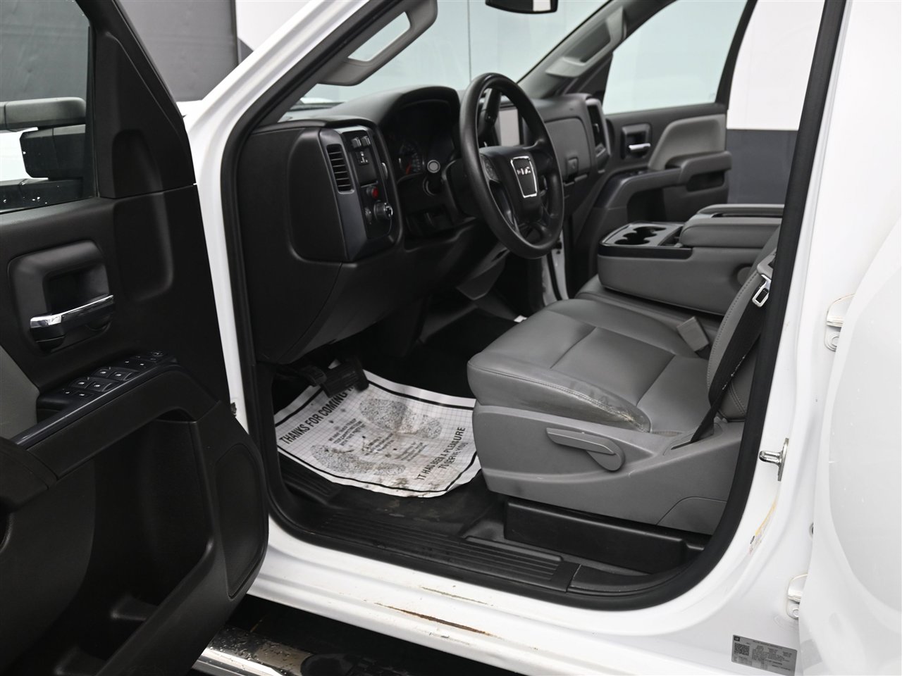 Used 2018 GMC Sierra 2500 2WD Crew Cab w/ Sierra Convenience Package image 9