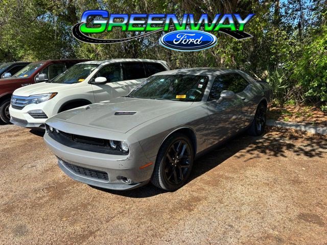 Used 2019 Dodge Challenger SXT w/ Blacktop Package RWD image 1