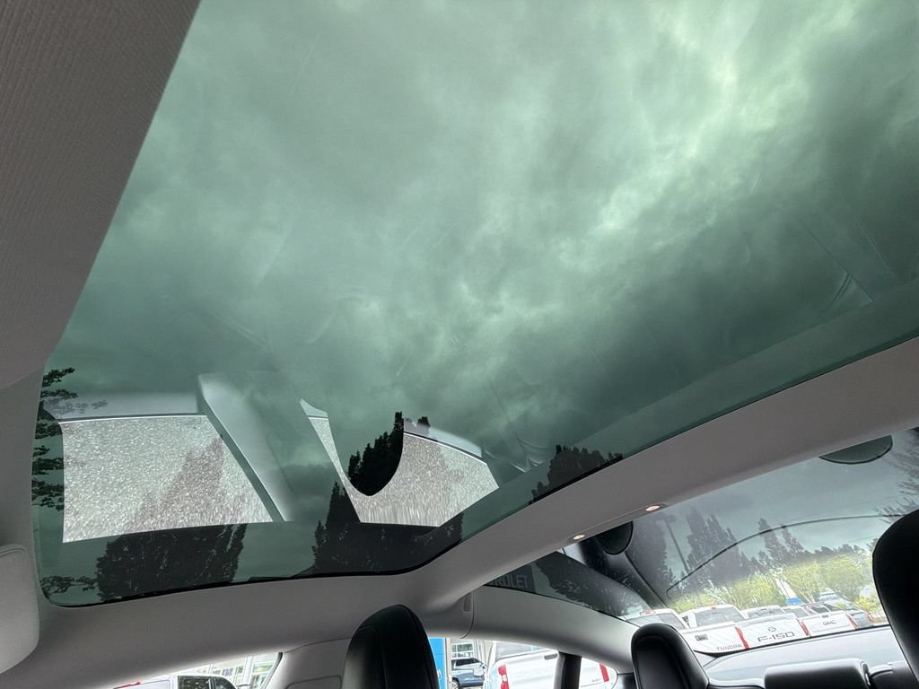 Used 2019 Tesla Model 3 Standard Range Plus RWD image 18
