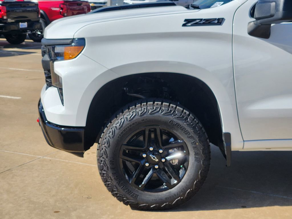 New 2026 Chevrolet Silverado 1500 Custom Trail Boss w/ LPO, Dark Essentials Package image 5