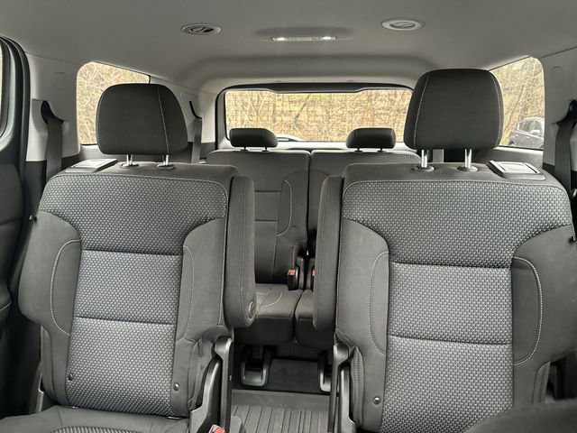 Used 2023 GMC Acadia SLE w/ Driver Convenience Package image 27