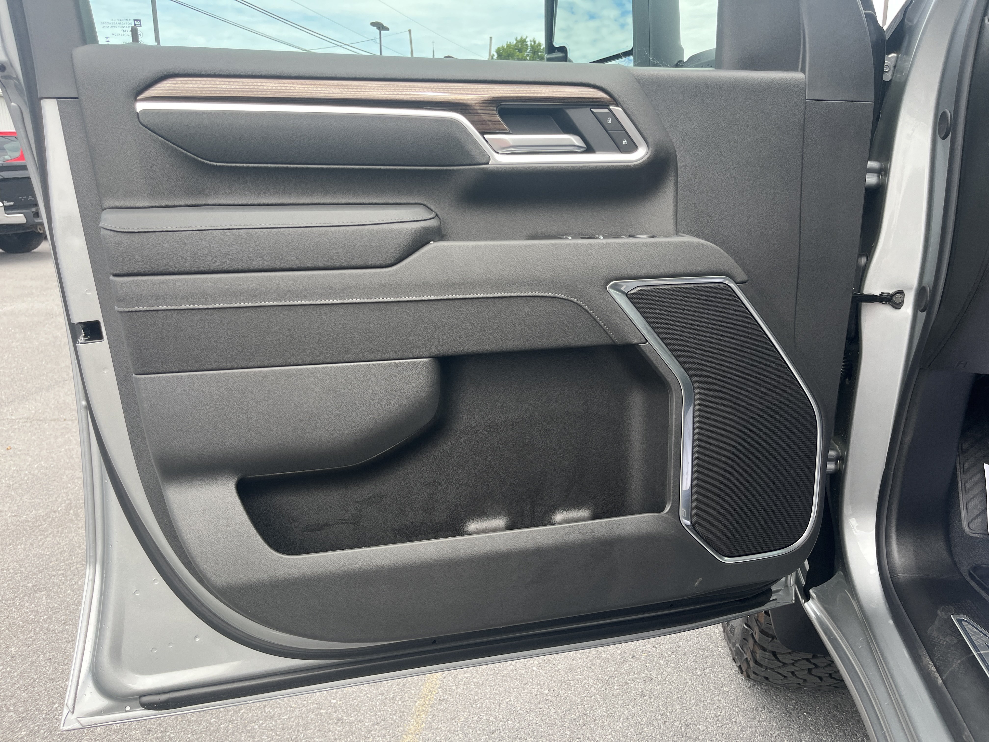 New 2026 Chevrolet Silverado 2500 LT w/ Trail Boss Package AWD/4WD image 18