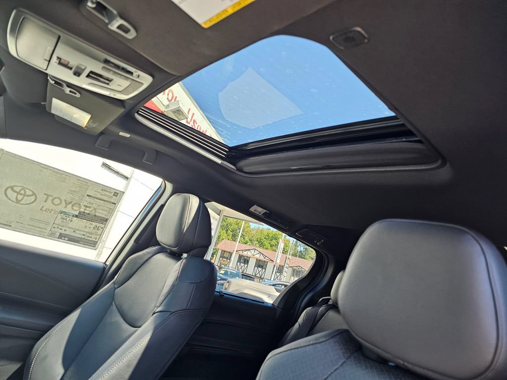 New 2026 Toyota Sienna Limited AWD/4WD image 21