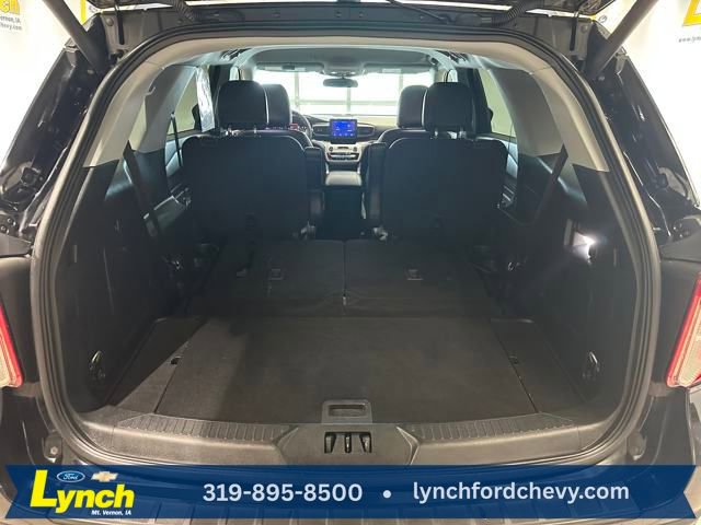 Used 2023 Ford Explorer XLT w/ Equipment Group 202A image 22