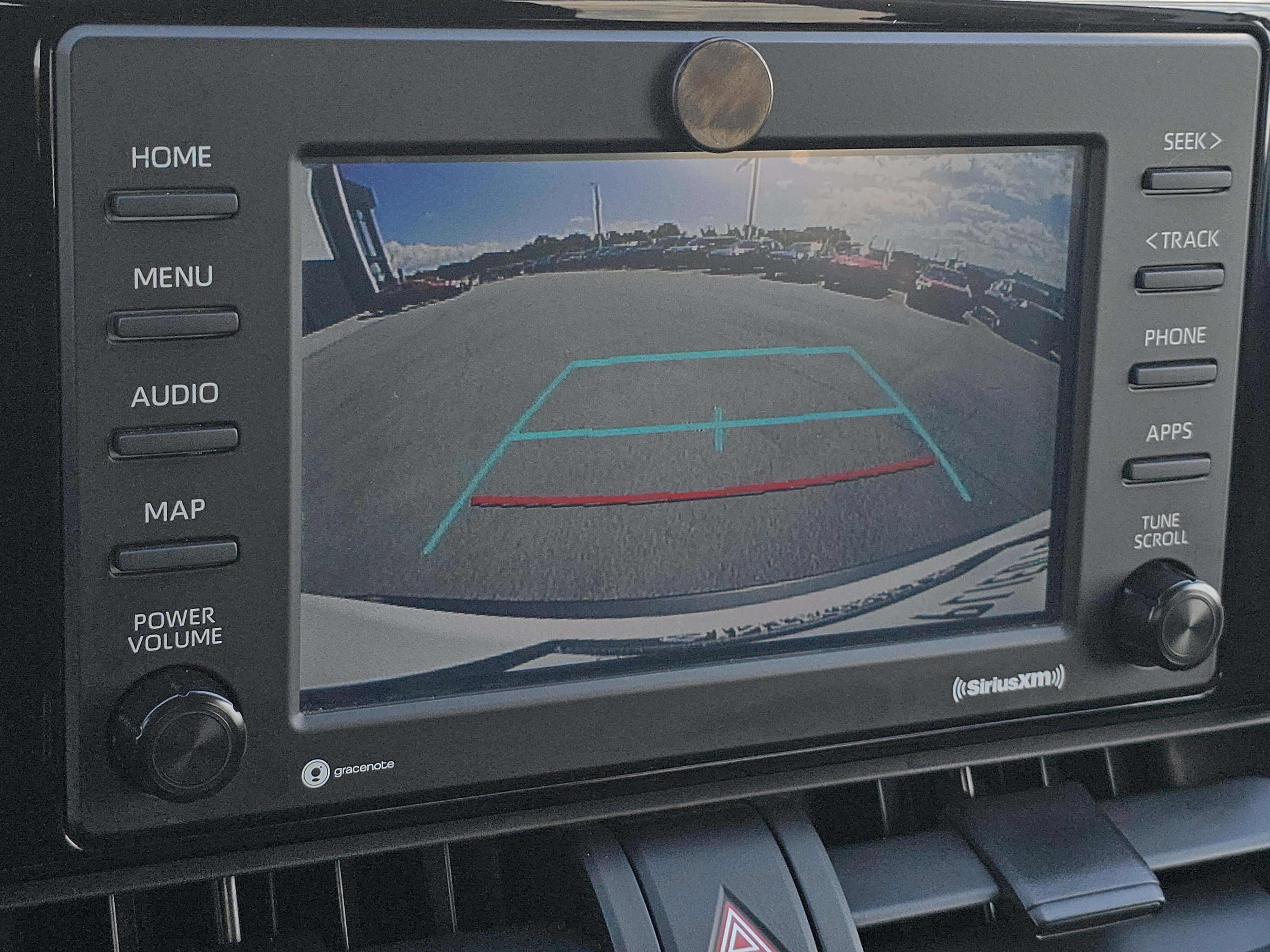 Used 2021 Toyota RAV4 LE image 19