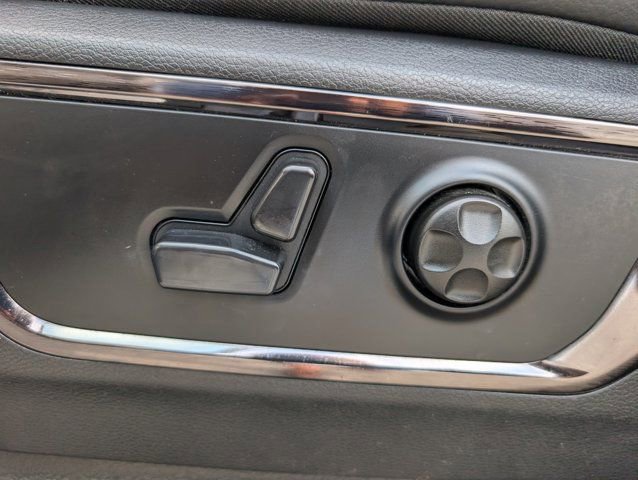 Used 2025 RAM 1500 Limited image 15