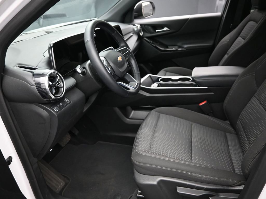 Certified 2025 Chevrolet Equinox LT image 17