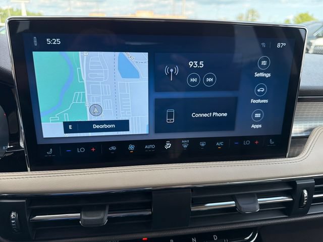 Certified 2023 Lincoln Corsair AWD image 21