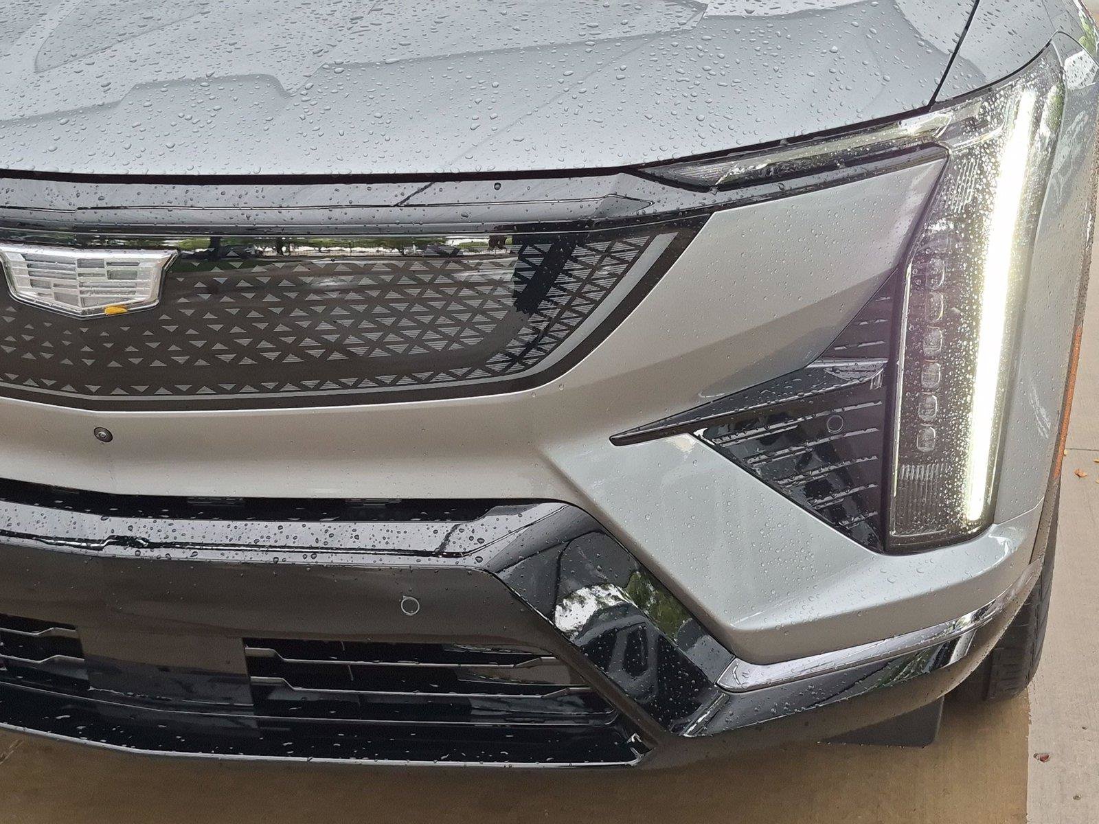New 2027 Cadillac Optiq Sport w/ LPO, Floor Liner Package AWD/4WD image 6