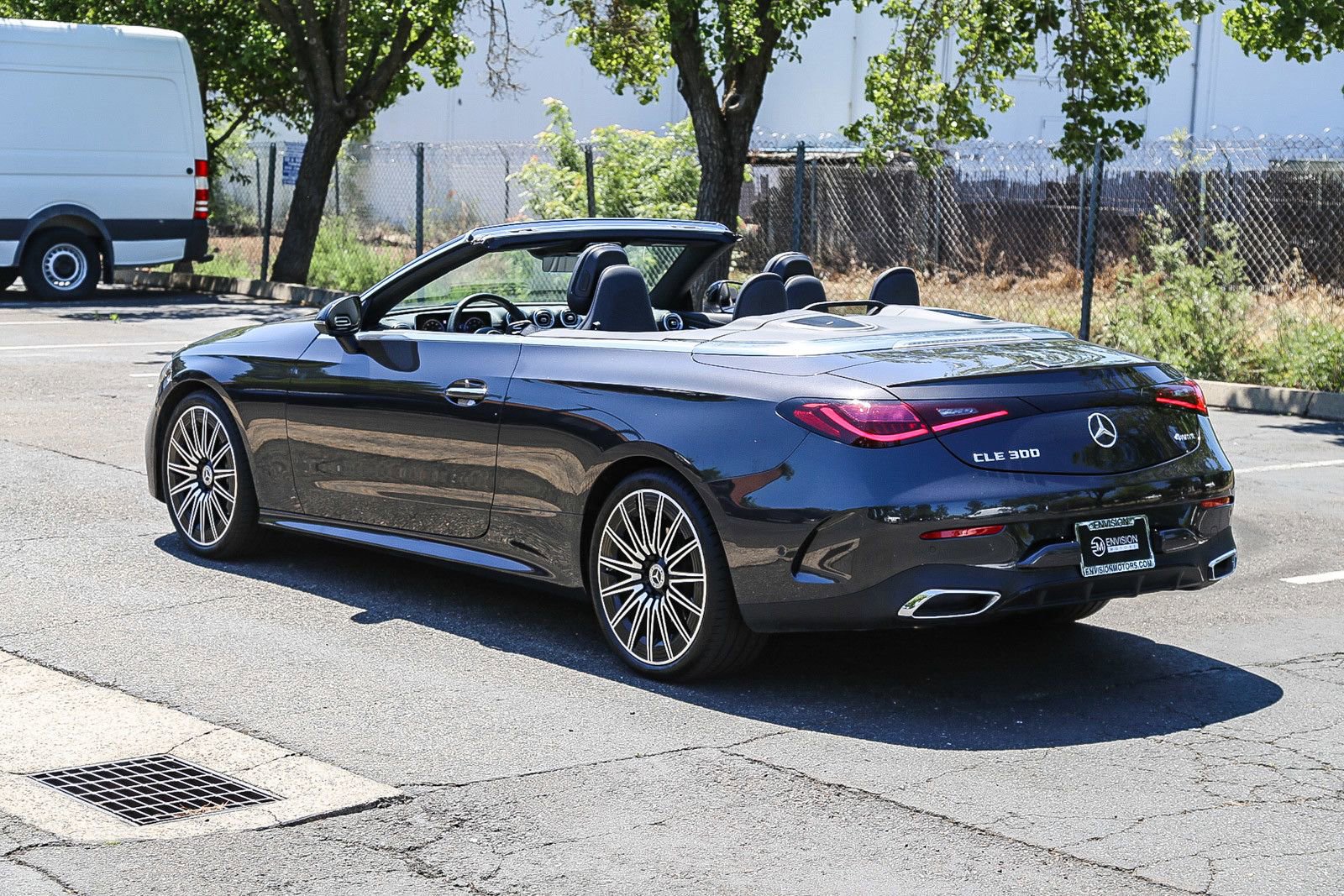 Used 2025 Mercedes-Benz CLE 300 4MATIC Cabriolet image 8