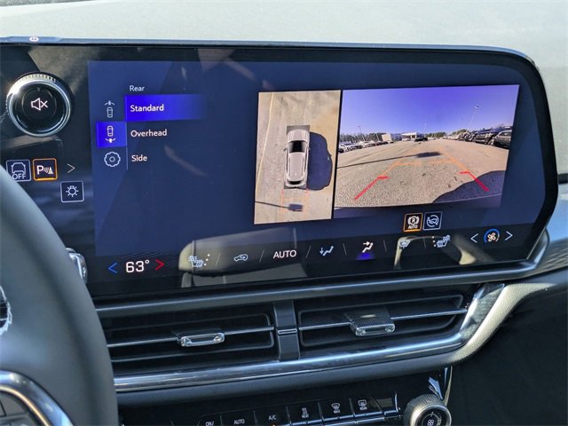 New 2026 Chevrolet Equinox EV LT image 18