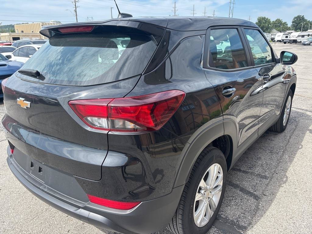 Used 2023 Chevrolet TrailBlazer LS FWD image 8
