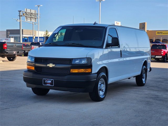 Used 2024 Chevrolet Express 3500 Extended w/ Driver Convenience Package RWD image 11