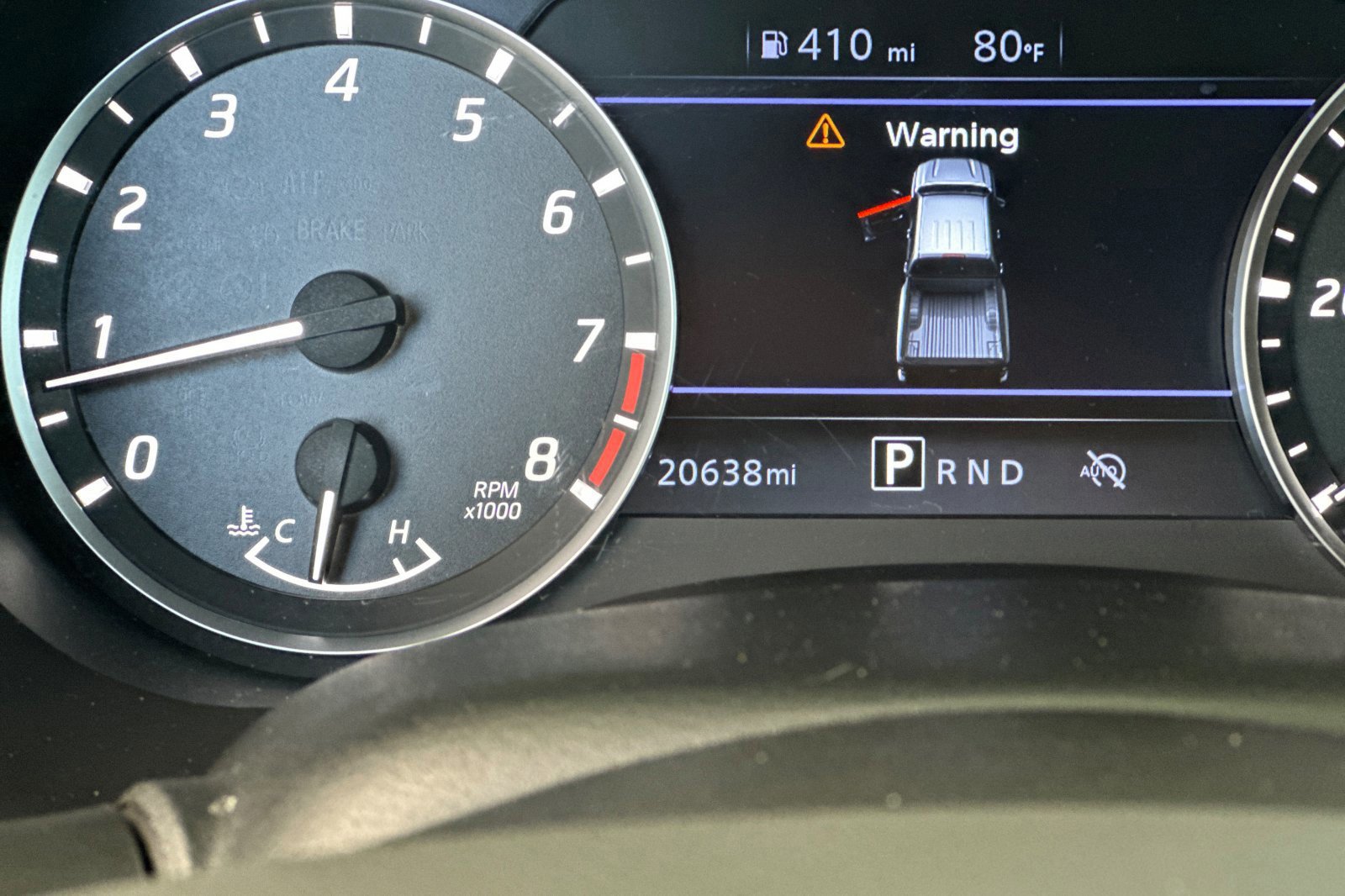 Used 2024 Nissan Frontier SV image 24