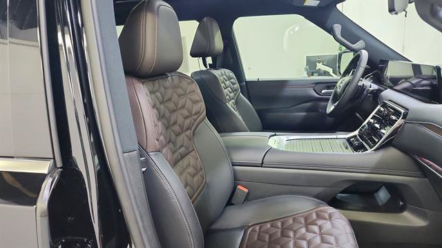 New 2026 Nissan Armada Platinum AWD/4WD image 27