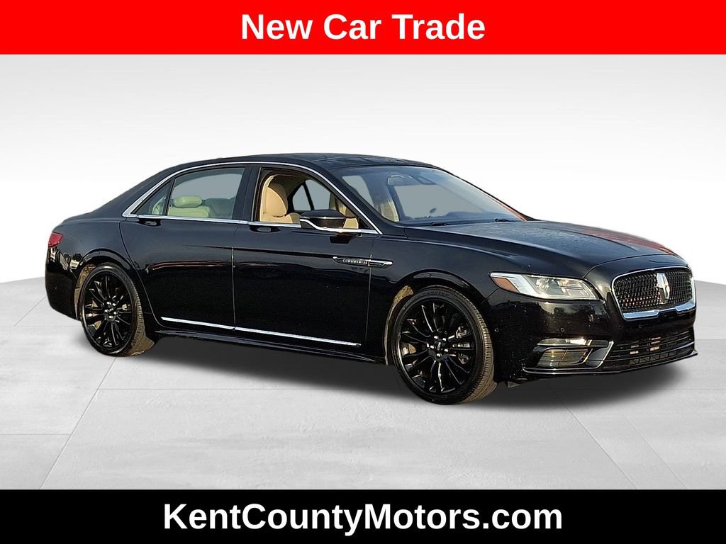 Used 2020 Lincoln Continental Reserve image 1