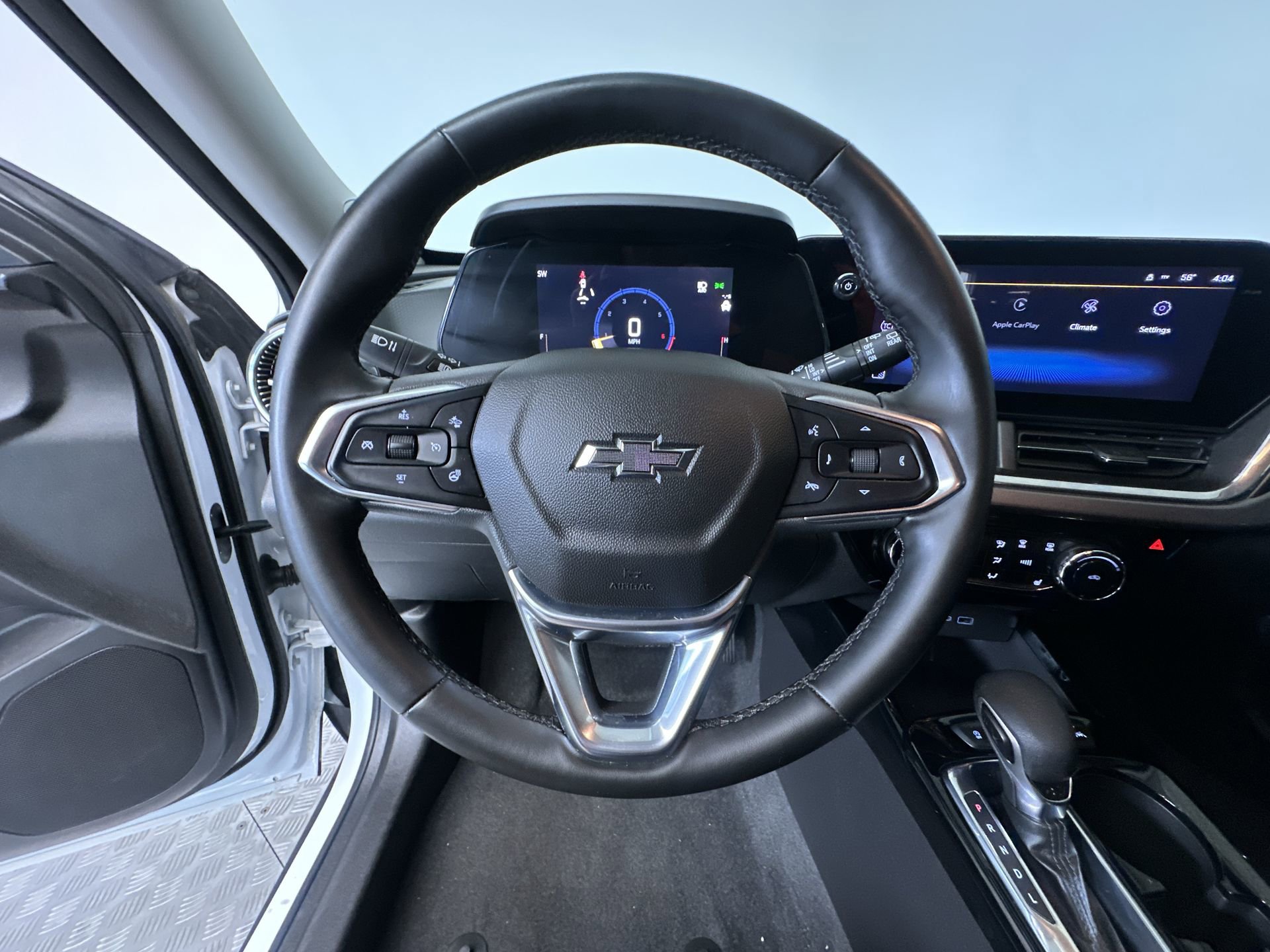 Used 2025 Chevrolet Trax ACTIV w/ Driver Confidence Package FWD image 15