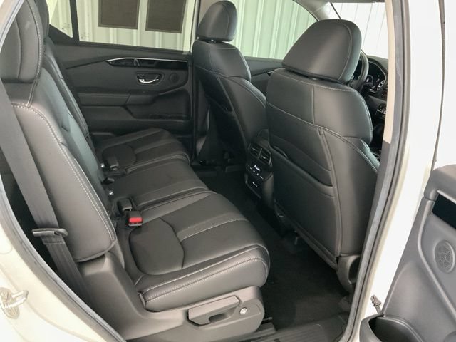 Certified 2025 Honda Pilot EX-L image 23