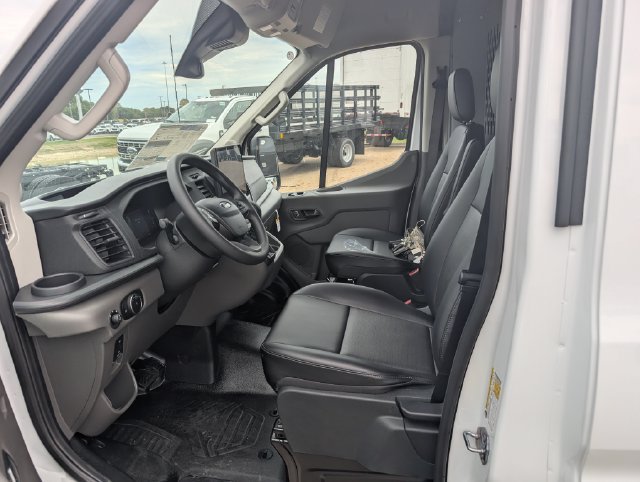 New 2027 Ford Transit 250 148 Medium Roof w/ Load Area Protection Package RWD image 12