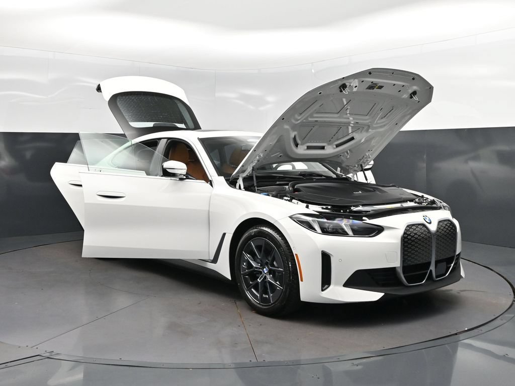New 2026 BMW i4 eDrive40 w/ Premium Package RWD image 46