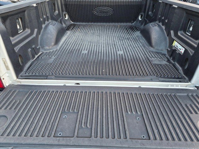 Used 2017 Ford F250 Lariat w/ Lariat Value Package AWD/4WD image 15