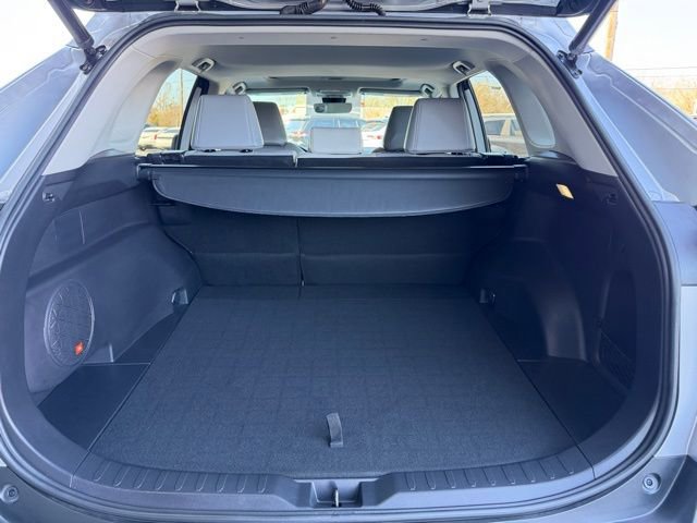 Used 2022 Toyota RAV4 Limited image 5