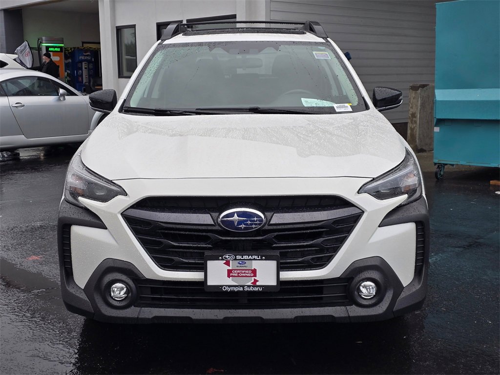 Used 2025 Subaru Outback Premium image 2