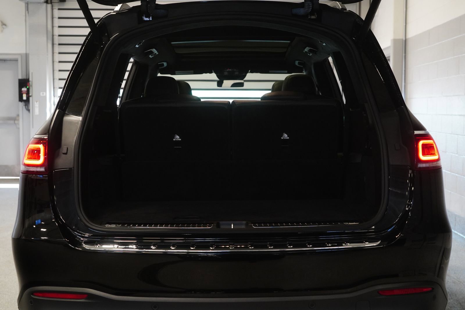 Certified 2023 Mercedes-Benz GLS 63 AMG 4MATIC image 37