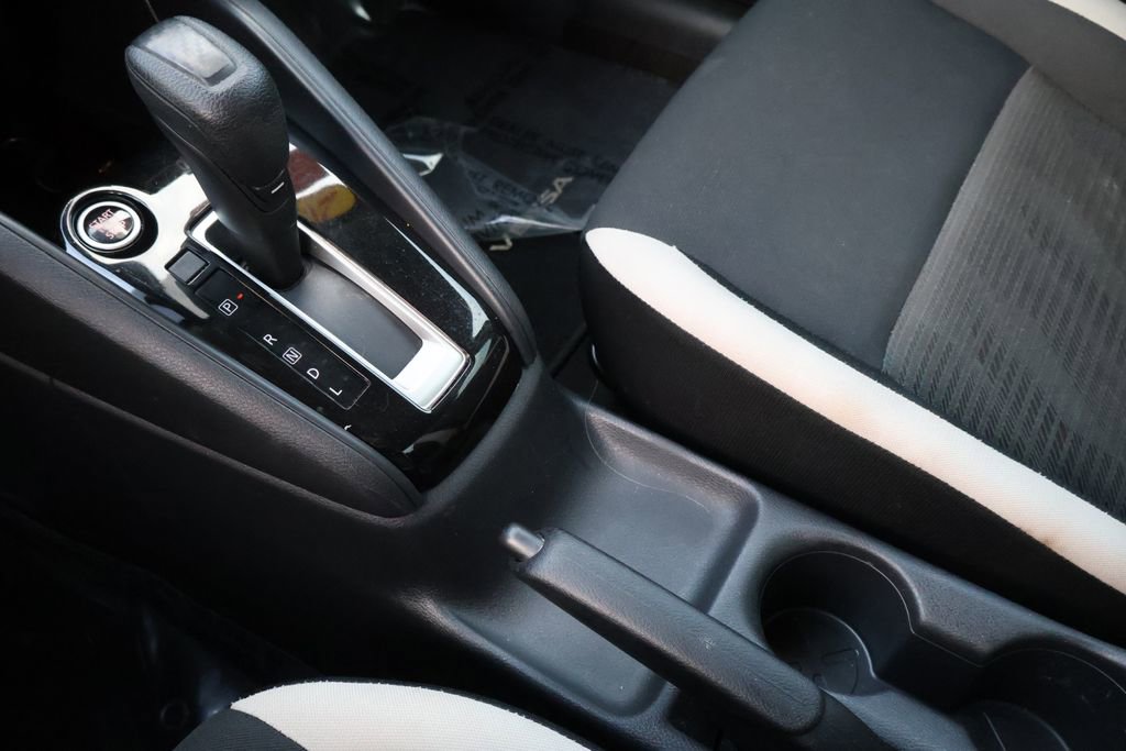 Certified 2022 Nissan Versa SV w/ Electronics Package image 20