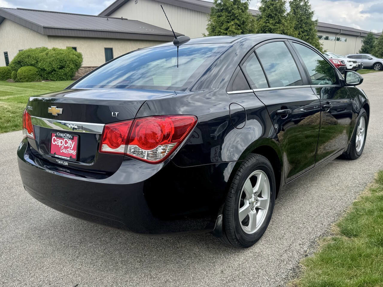 Used 2015 Chevrolet Cruze LT image 6