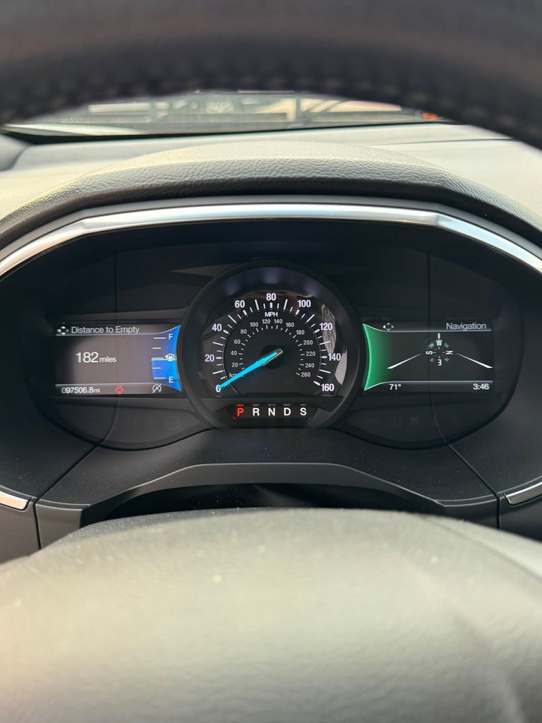 Used 2020 Ford Edge Titanium w/ Equipment Group 301A image 16