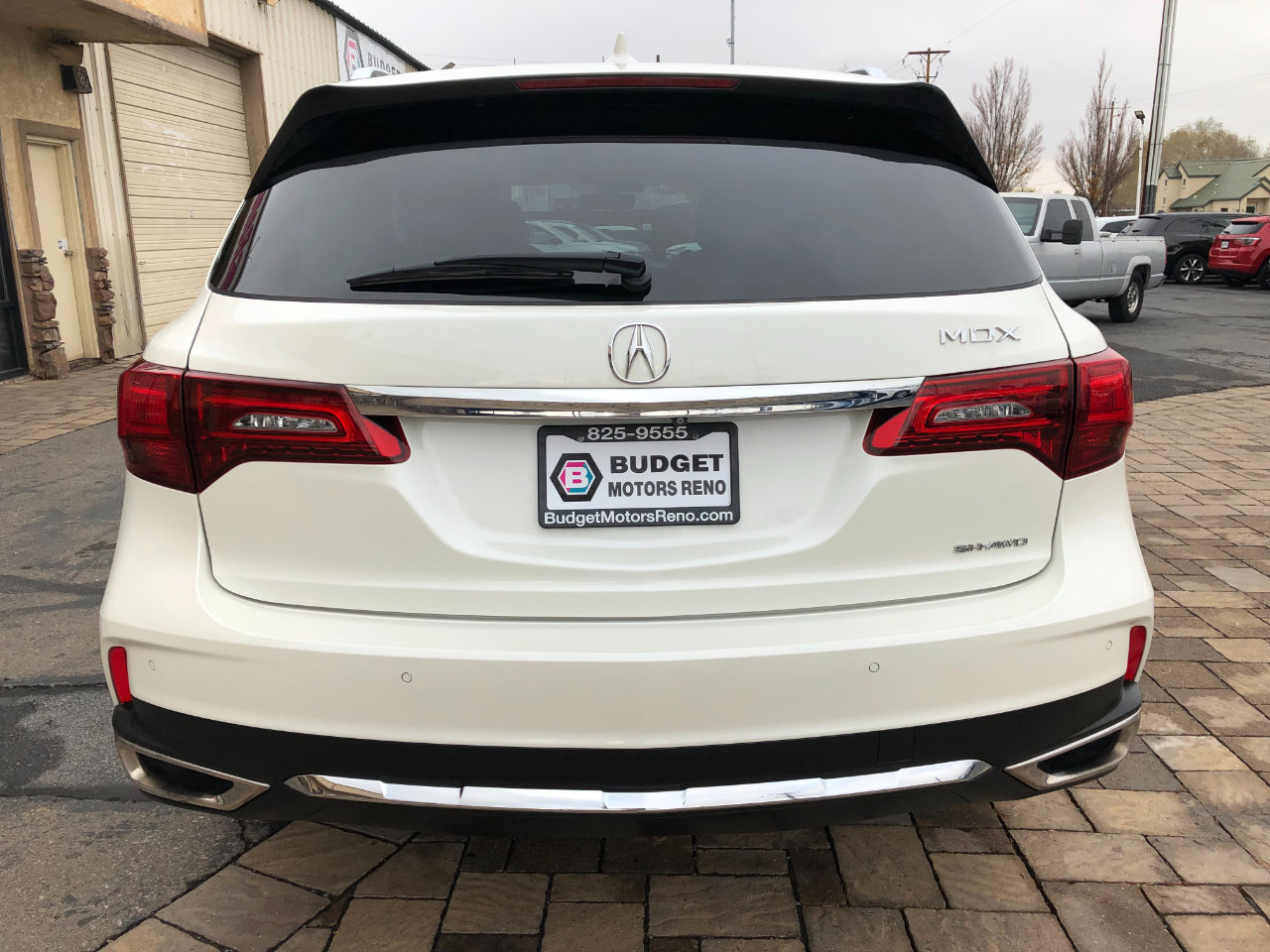 Used 2017 Acura MDX SH-AWD w/ Advance Package image 3